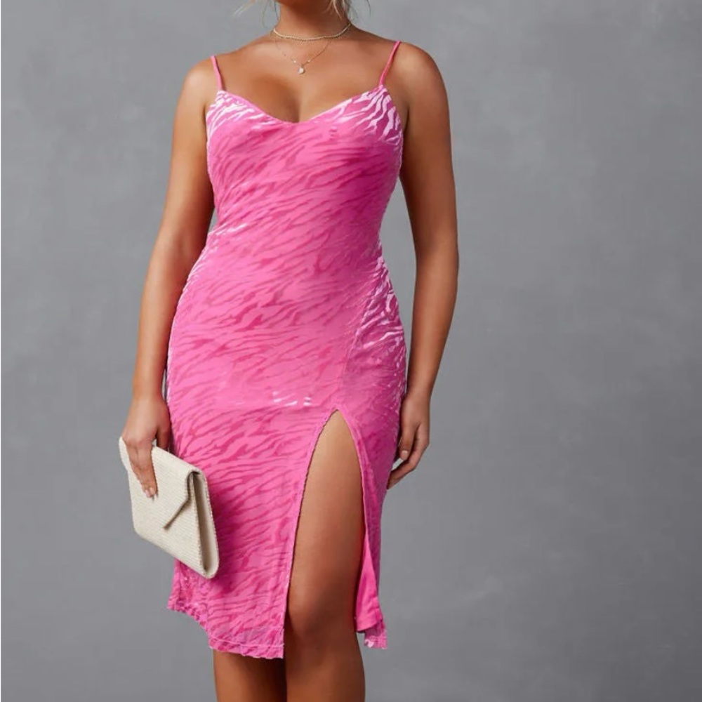 Backless Pink dress with front slit